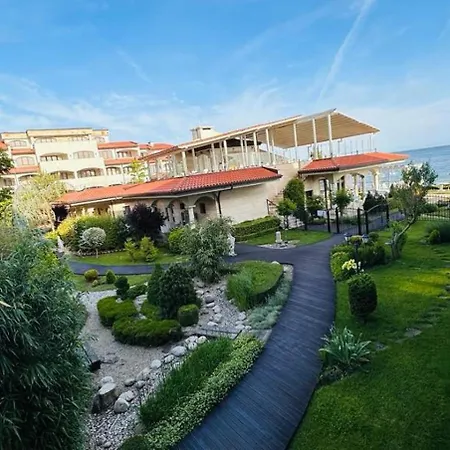 Grande Mia Casa Apartment